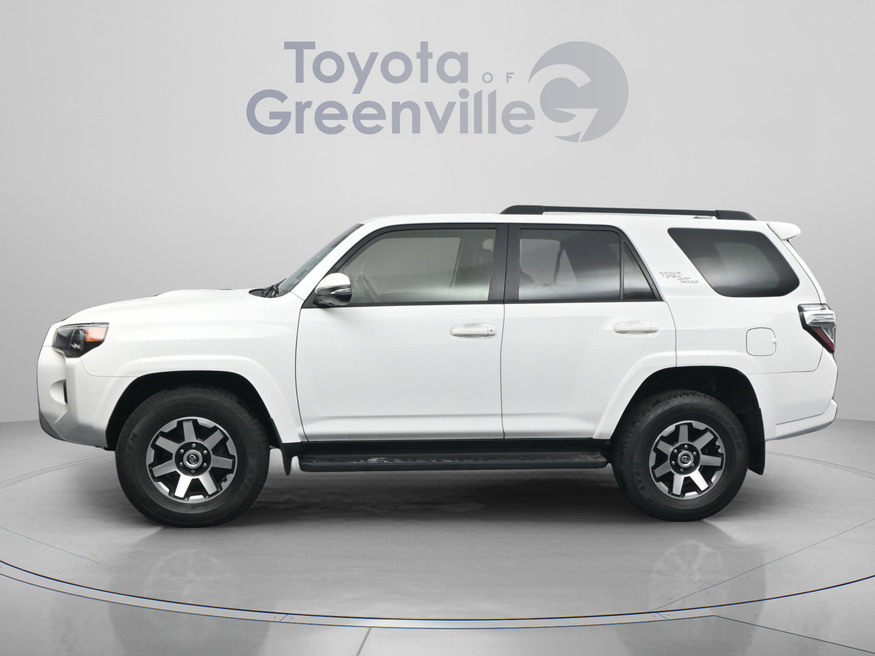 Certified 2024 Toyota 4Runner TRD Off-Road Premium image 5