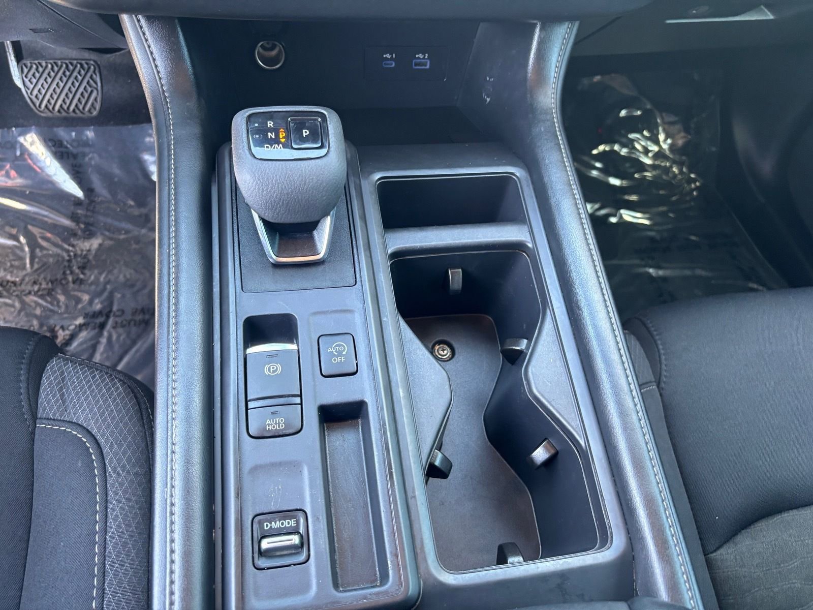 Used 2023 Nissan Pathfinder S image 29