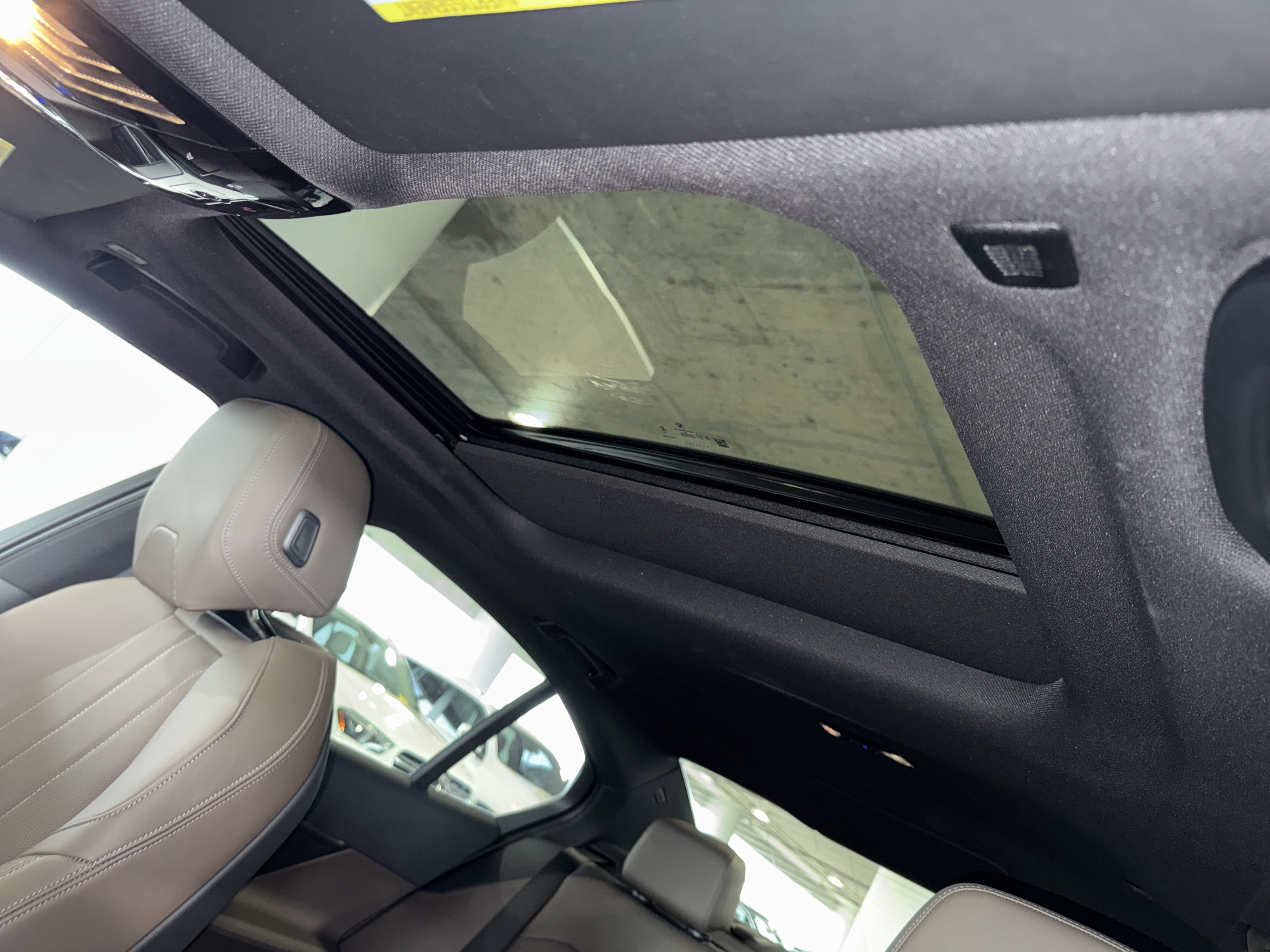 Used 2024 BMW 530i w/ Premium Package RWD image 32