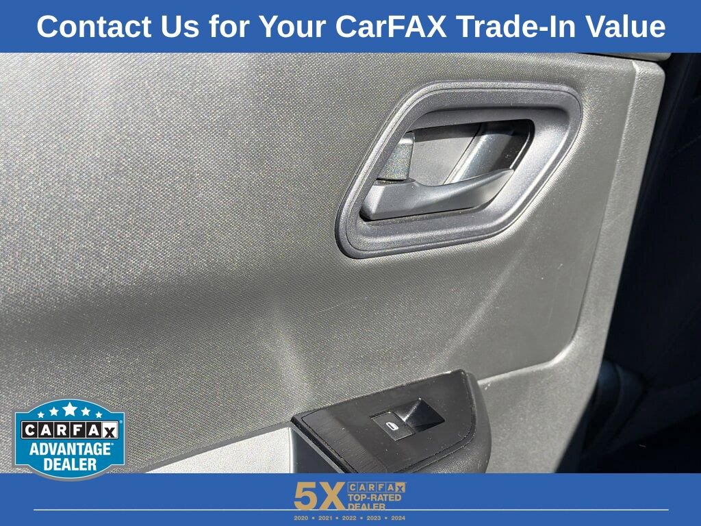 Used 2024 Nissan Rogue S image 27