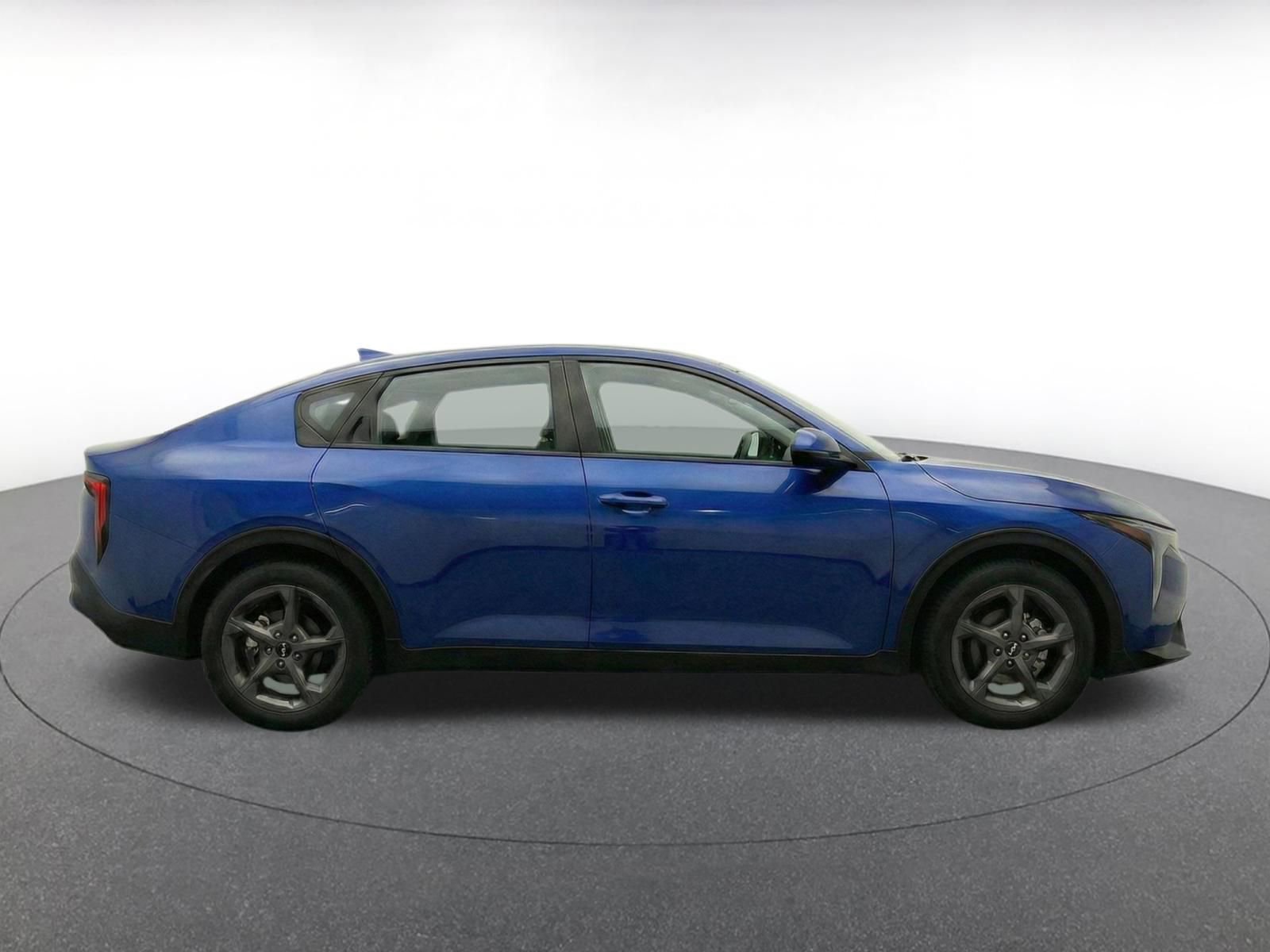 Used 2025 Kia K4 FWD image 10