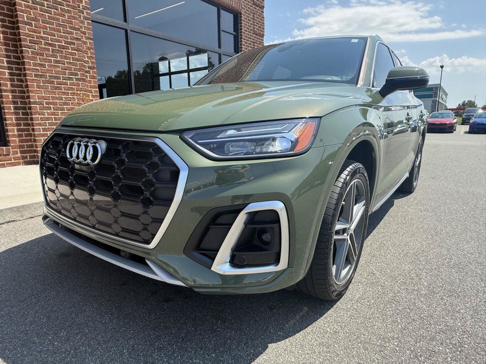 Used 2022 Audi Q5 e Premium Plus AWD/4WD image 27