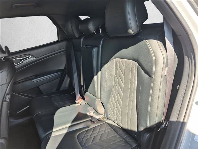 Used 2025 Kia Sportage X-Line AWD/4WD image 24