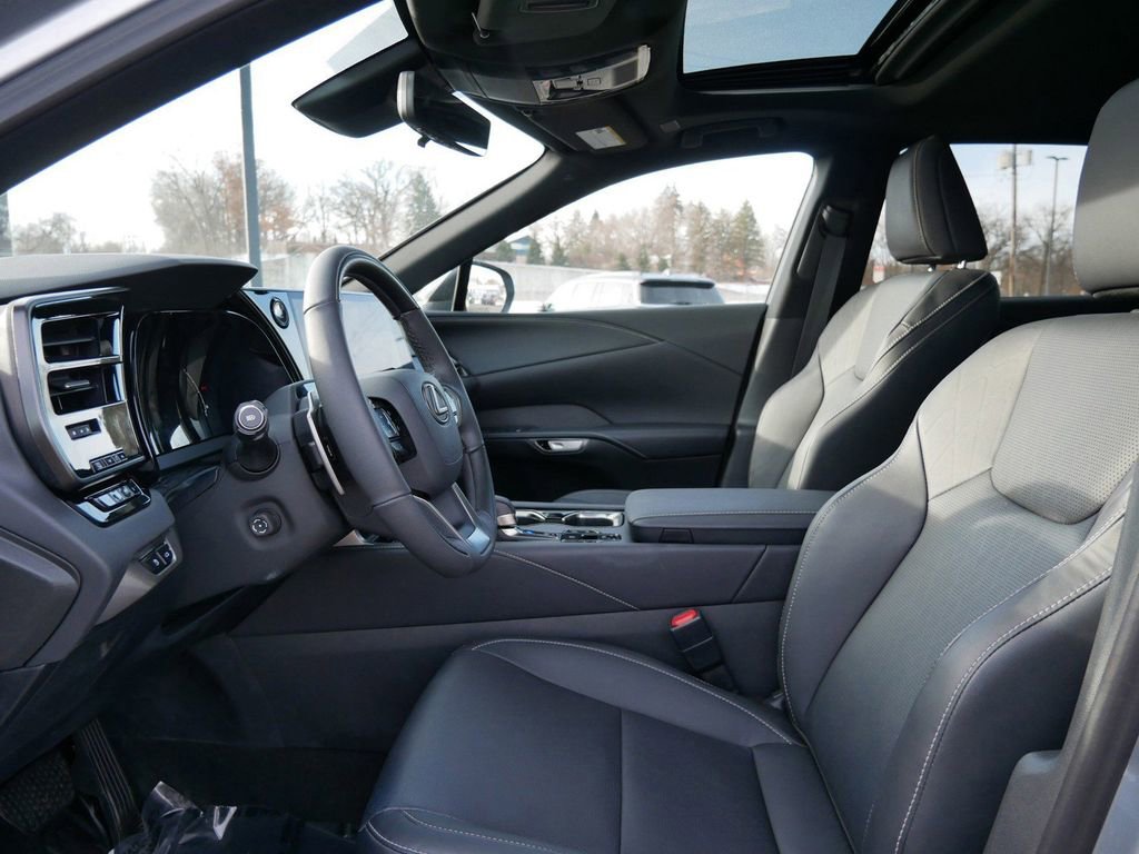 Certified 2023 Lexus RX 350 Premium Plus w/ Accessory Package image 9