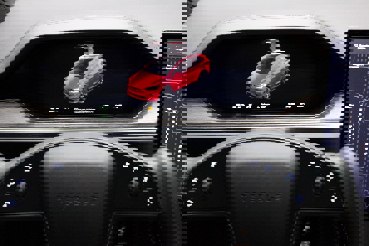 Used 2023 Tesla Model X 6 Seater AWD image 47