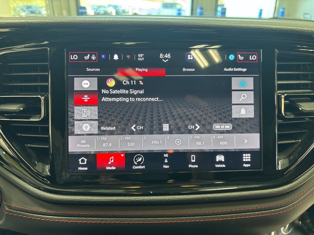 Used 2025 Dodge Durango GT AWD/4WD image 23