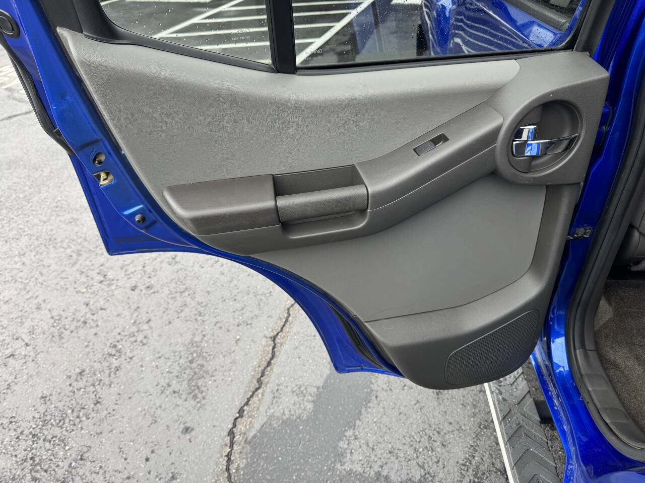 Used 2015 Nissan Xterra X image 14