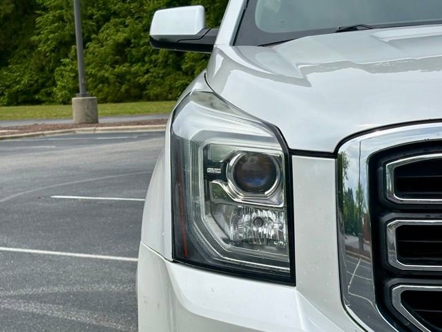 Used 2017 GMC Yukon XL SLT w/ Open Road Package AWD/4WD image 13