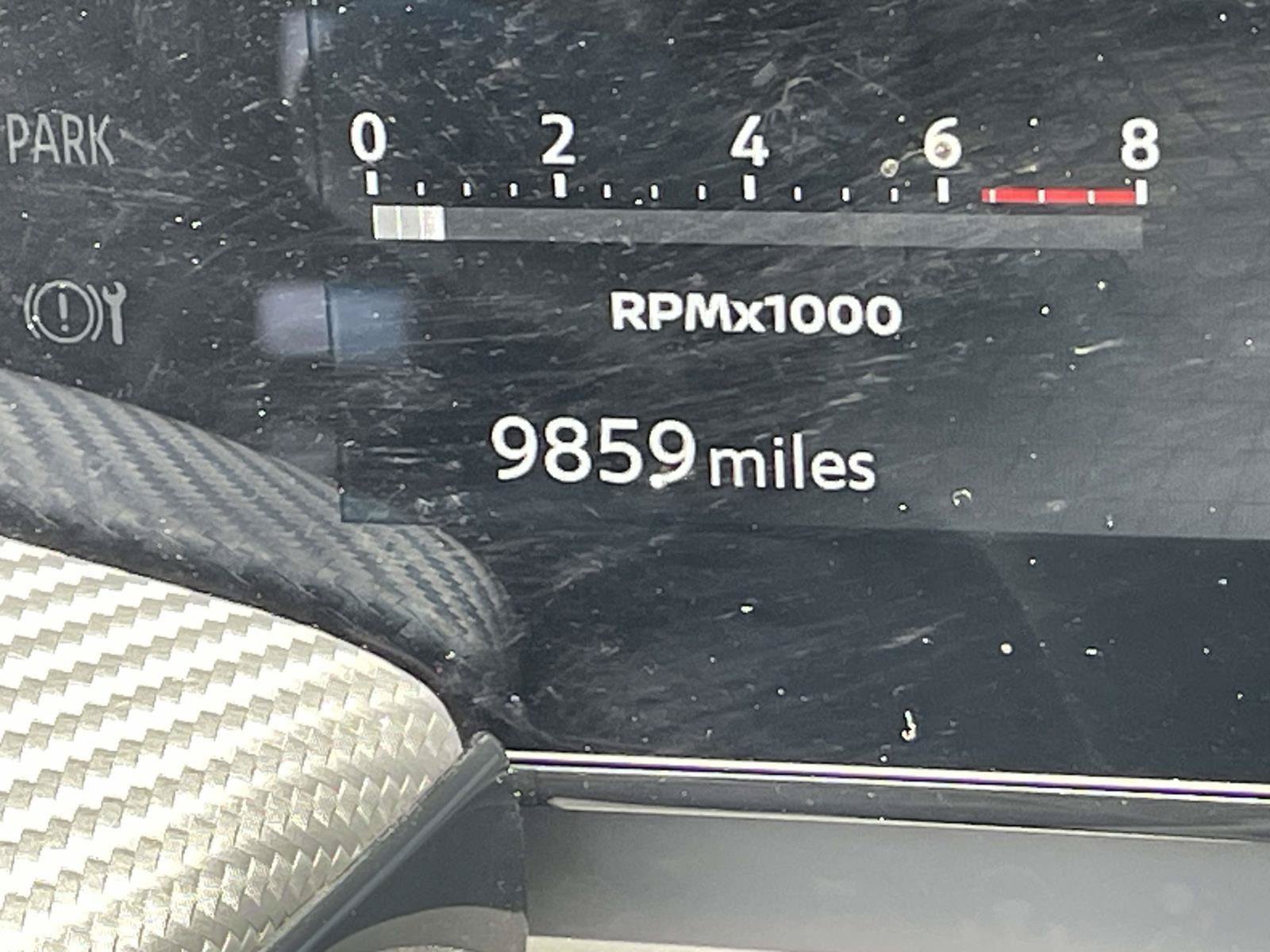 Used 2025 Nissan Kicks SR FWD image 11