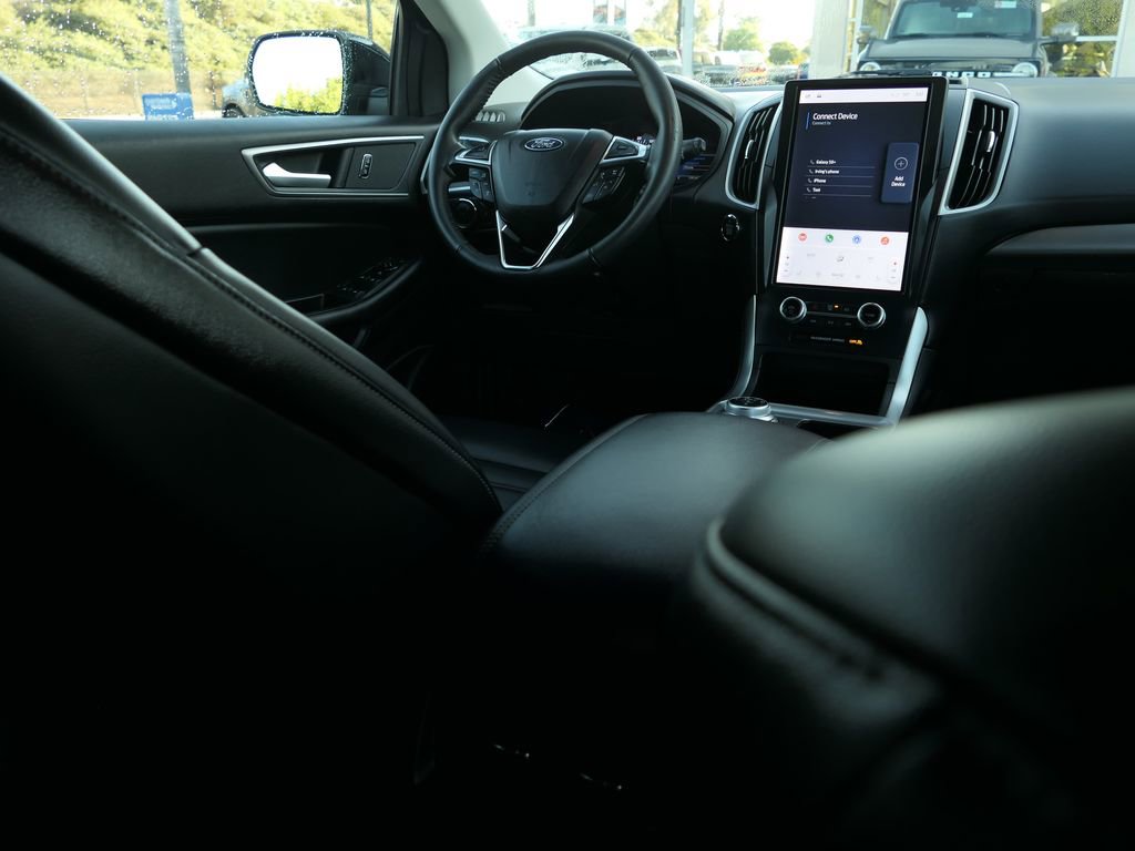 Used 2024 Ford Edge SEL image 27