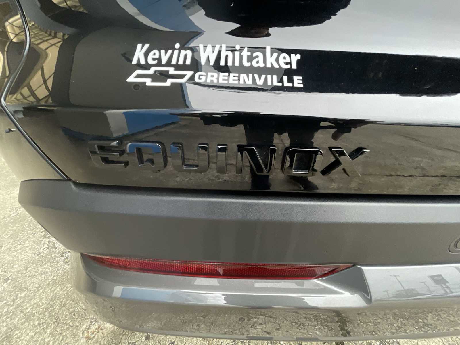 Used 2025 Chevrolet Equinox ACTIV w/ Safety and Technology Package image 32