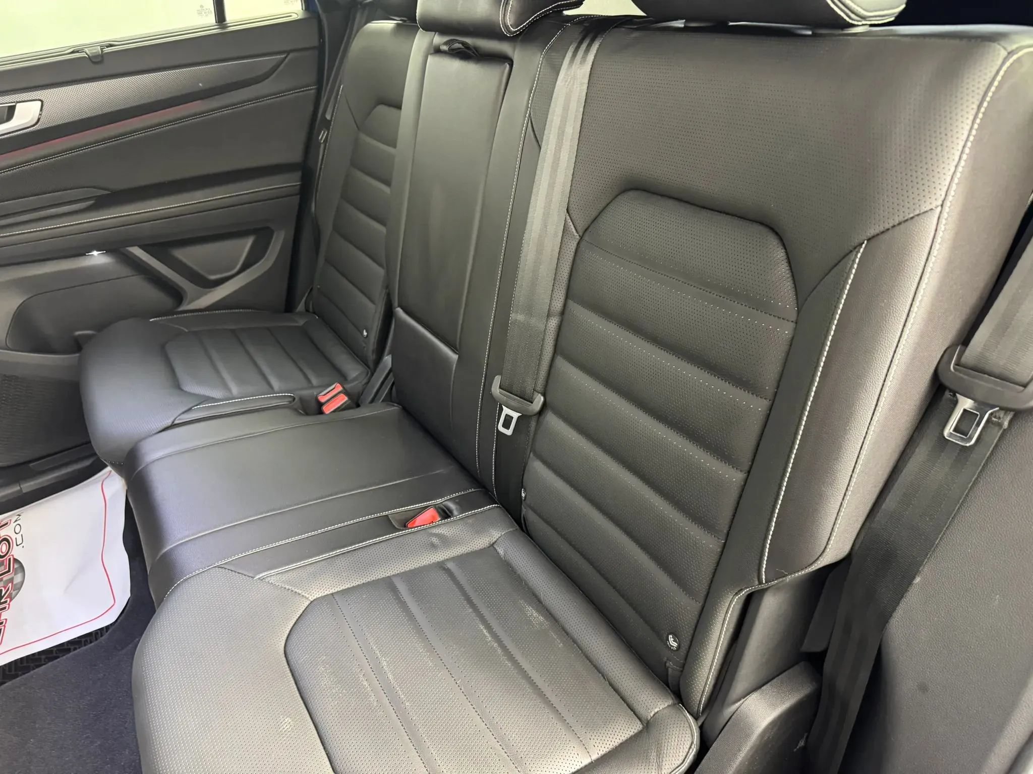 Used 2024 Volkswagen Atlas Cross Sport SEL AWD/4WD image 39