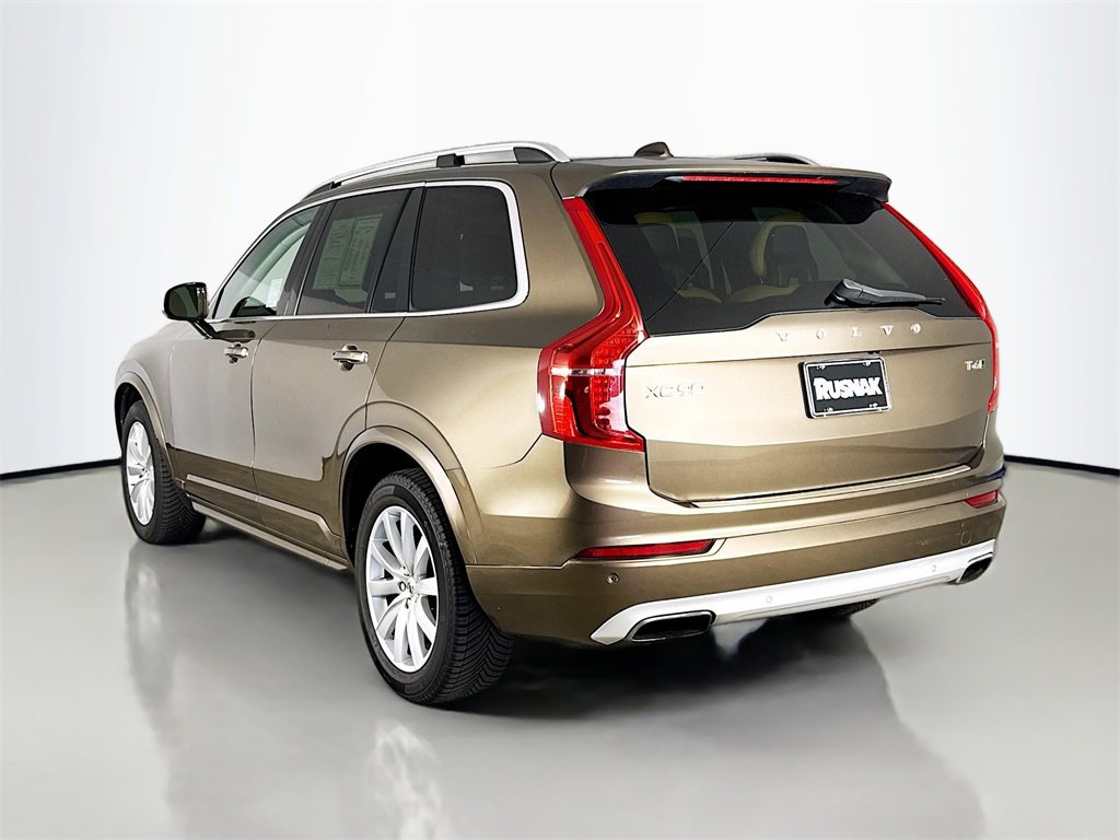 Used 2016 Volvo XC90 T6 Momentum w/ Vision Package image 5