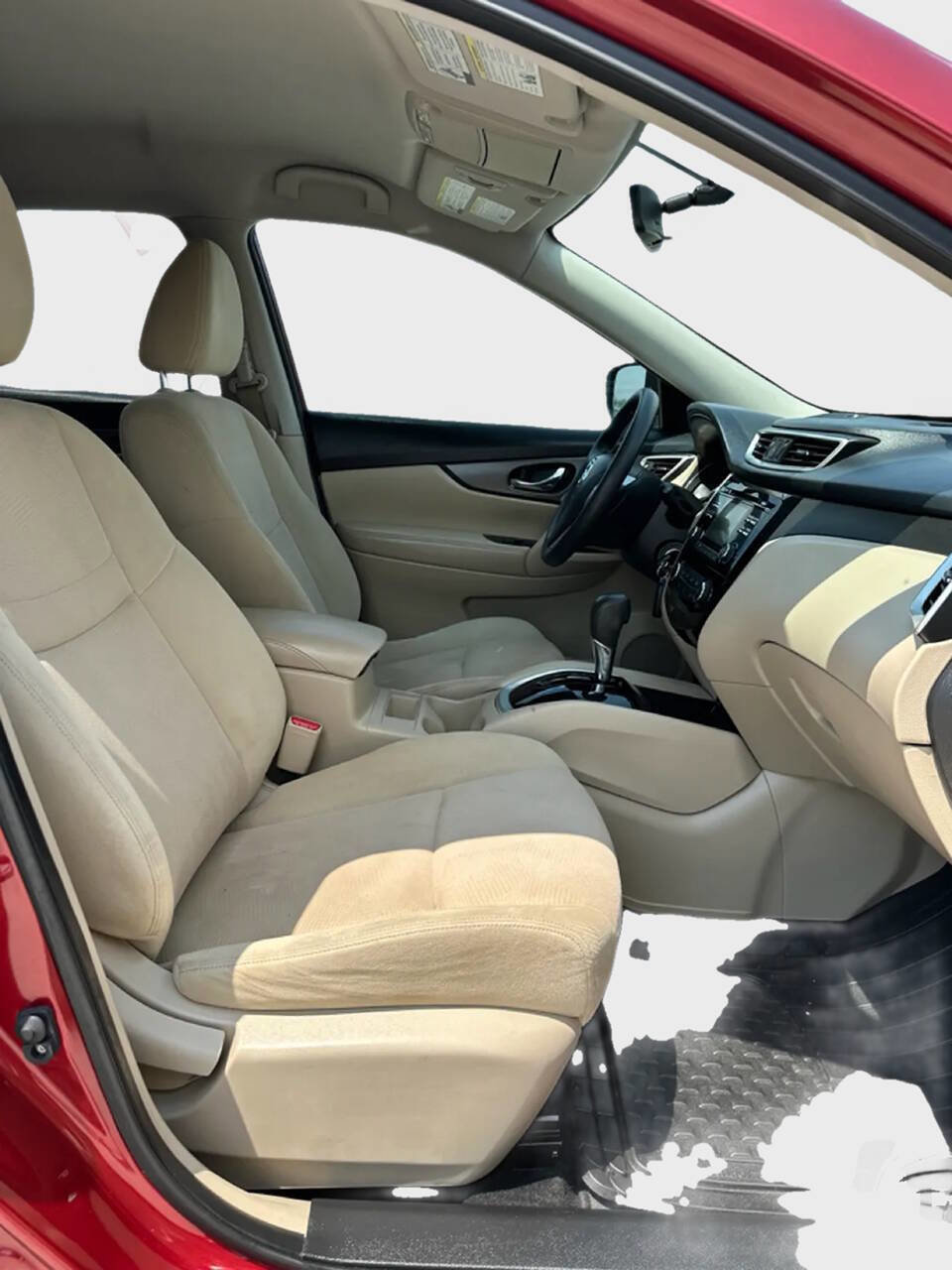 Used 2016 Nissan Rogue S image 12