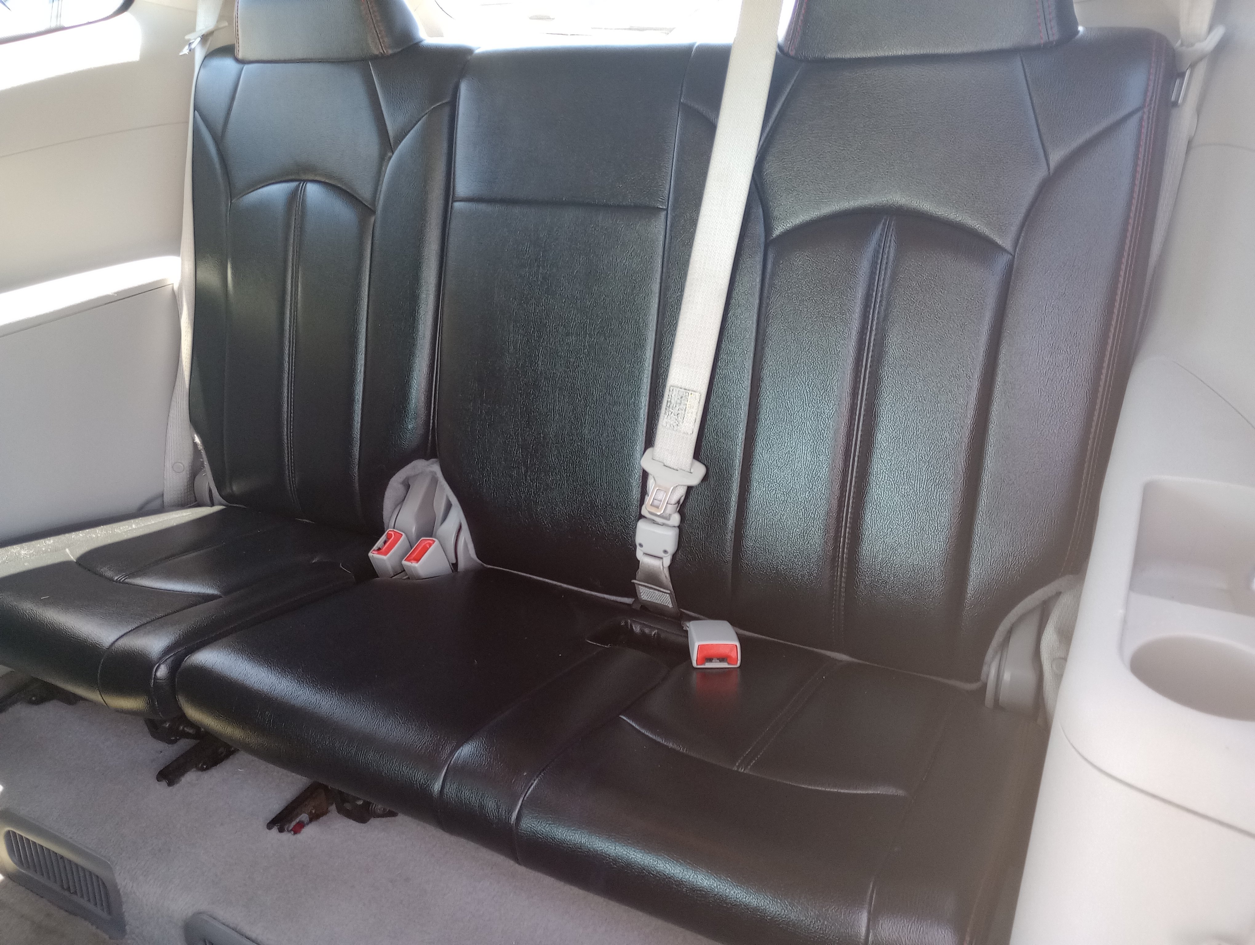 Used 2015 Buick Enclave Convenience FWD image 12