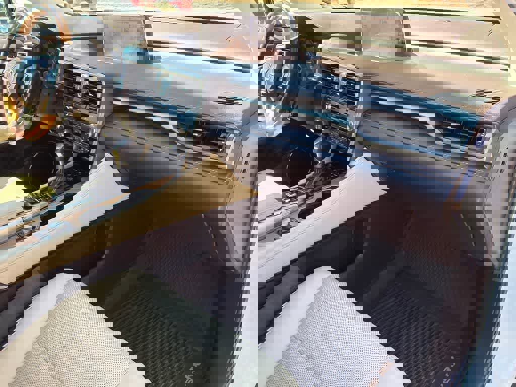 Used 2018 Lexus RX 350L FWD image 13