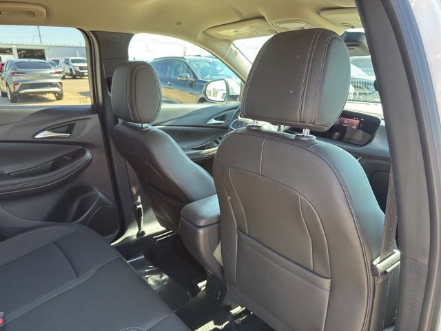 Used 2025 Buick Encore GX Preferred image 44