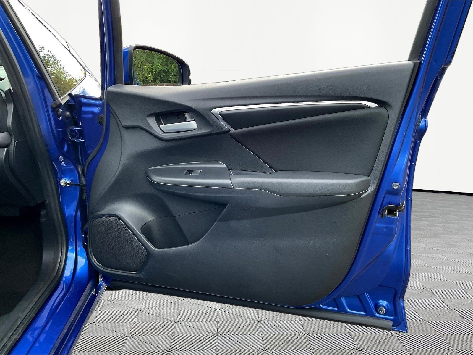 Used 2019 Honda Fit LX image 26