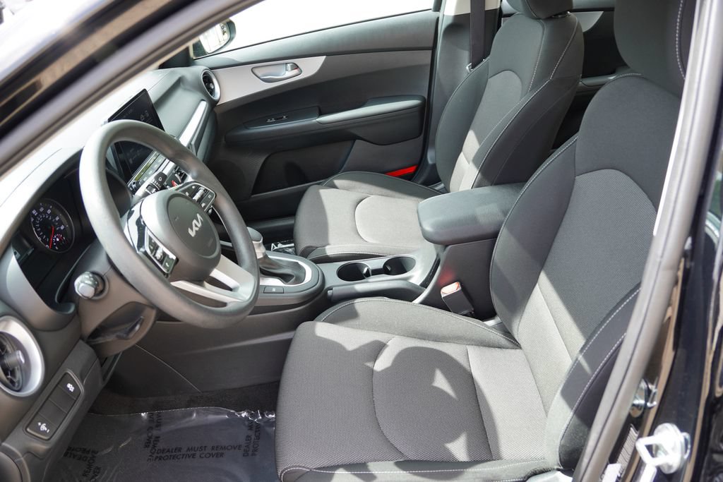Certified 2024 Kia Forte LXS FWD image 15