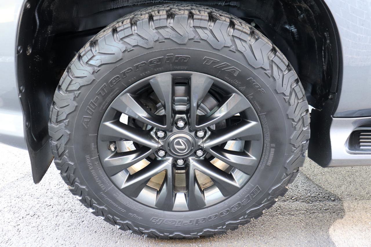 Used 2020 Lexus GX 460 Premium w/ Premium Package image 85