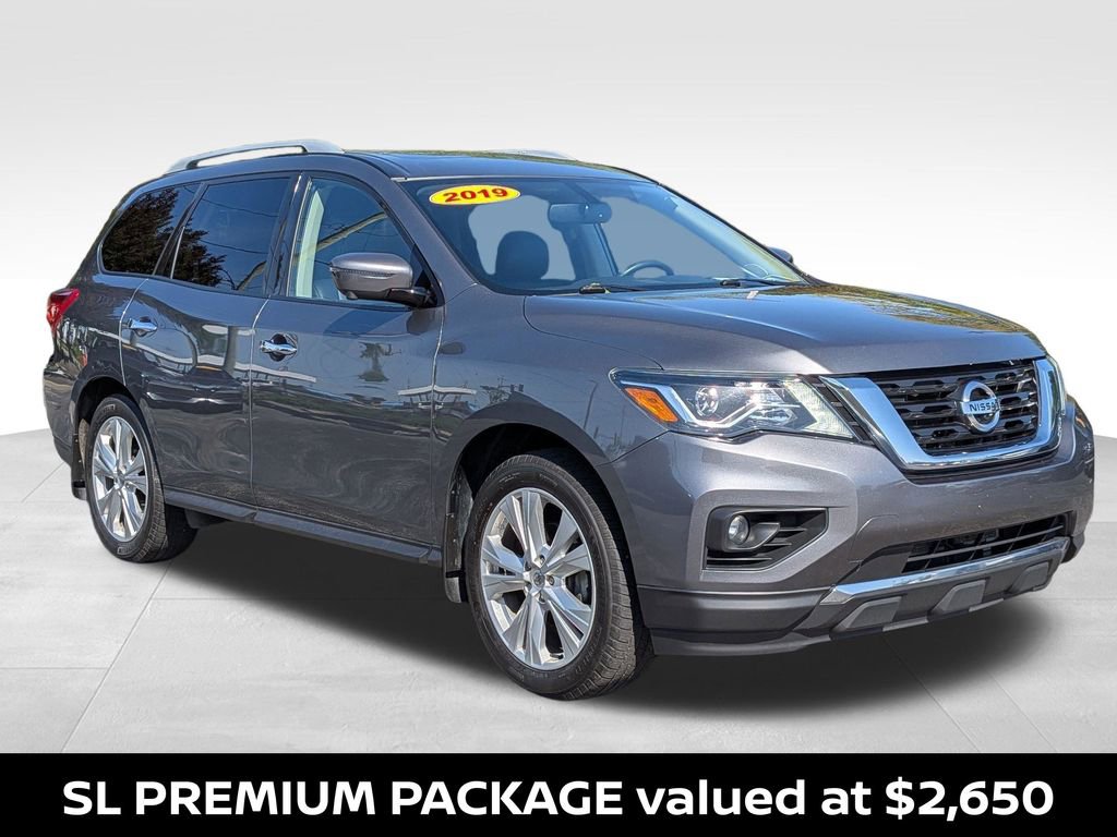 Used 2019 Nissan Pathfinder SL w/ SL Premium Package AWD/4WD image 4