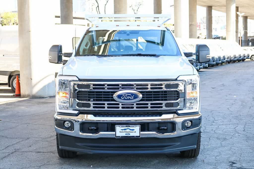 New 2026 Ford F350 XL w/ XL Chrome Package AWD/4WD image 2