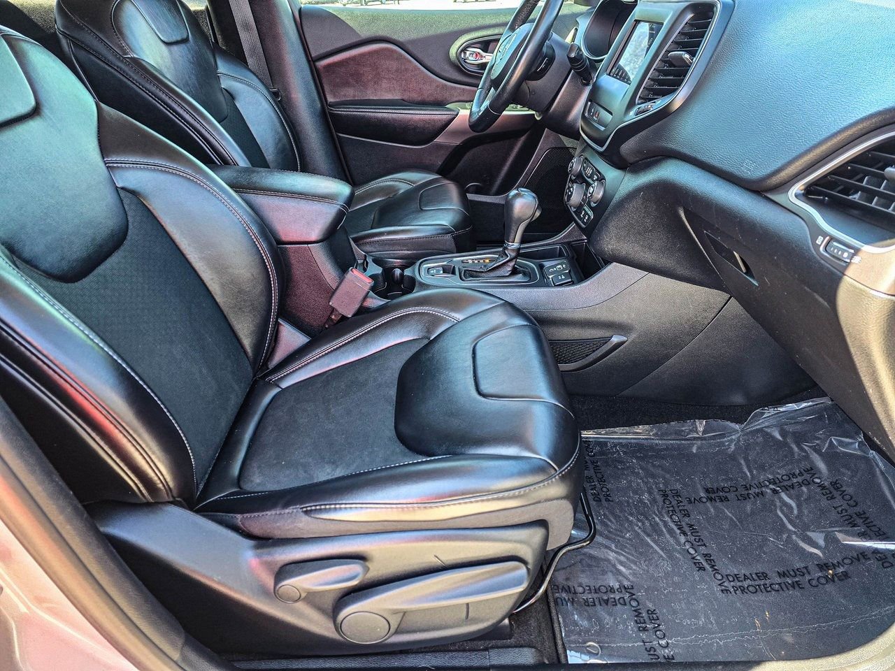 Used 2019 Jeep Cherokee Latitude Plus image 37