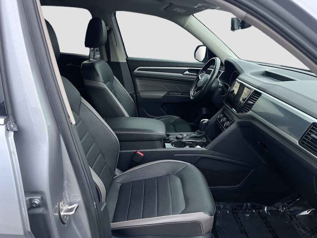 Used 2022 Volkswagen Atlas SEL Premium image 31