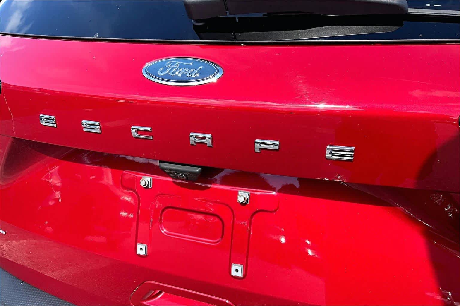 Used 2020 Ford Escape SEL FWD image 10