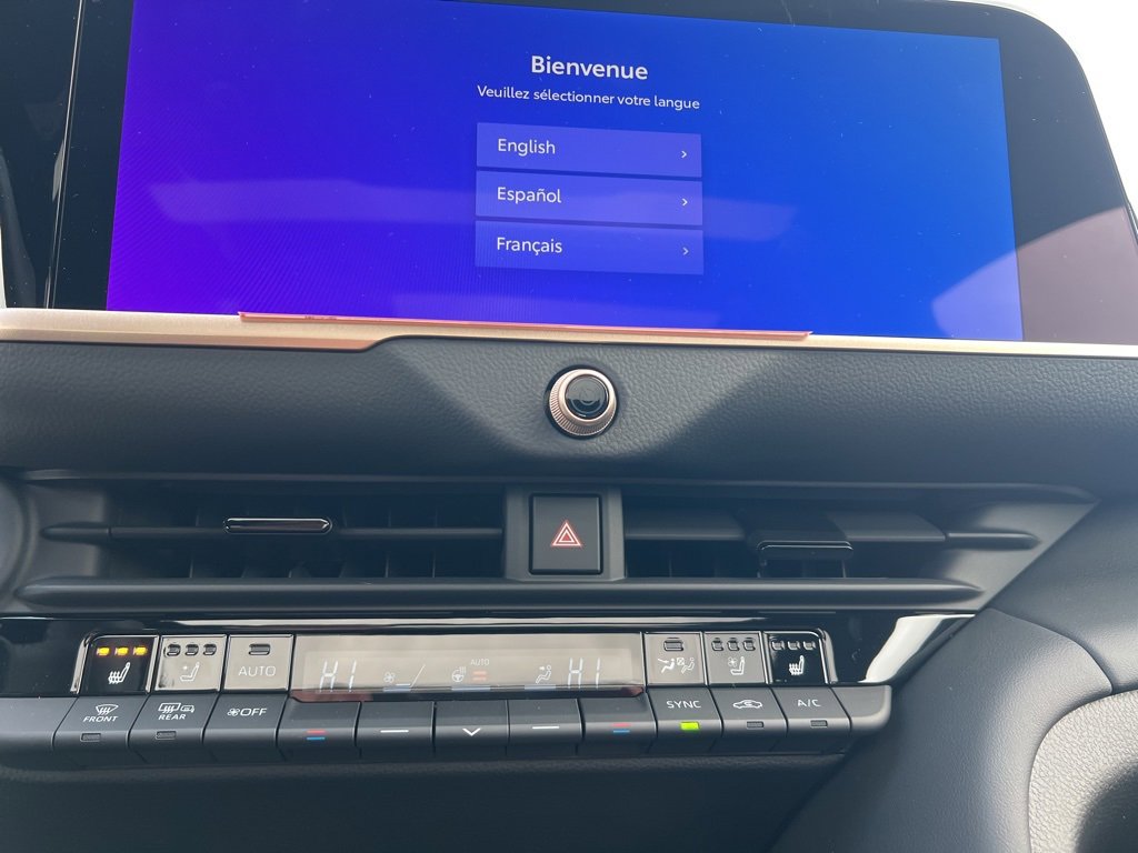 New 2025 Toyota Crown Signia image 27