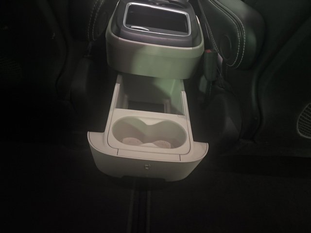 Certified 2024 Chrysler Pacifica Touring-L image 30