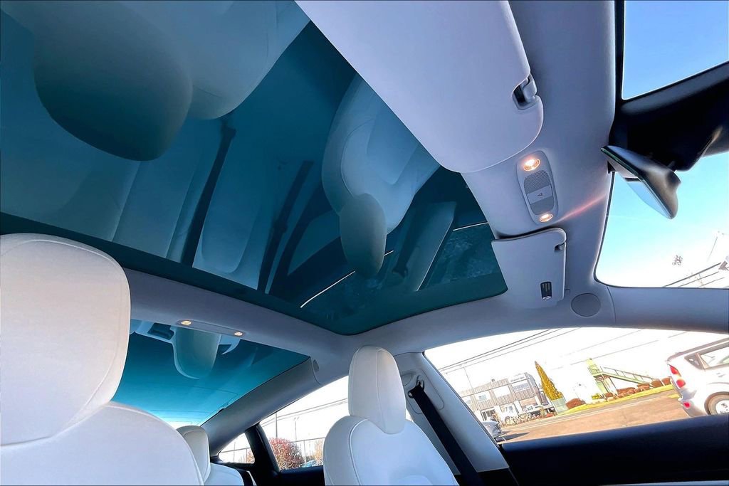 Used 2019 Tesla Model 3 Long Range image 15