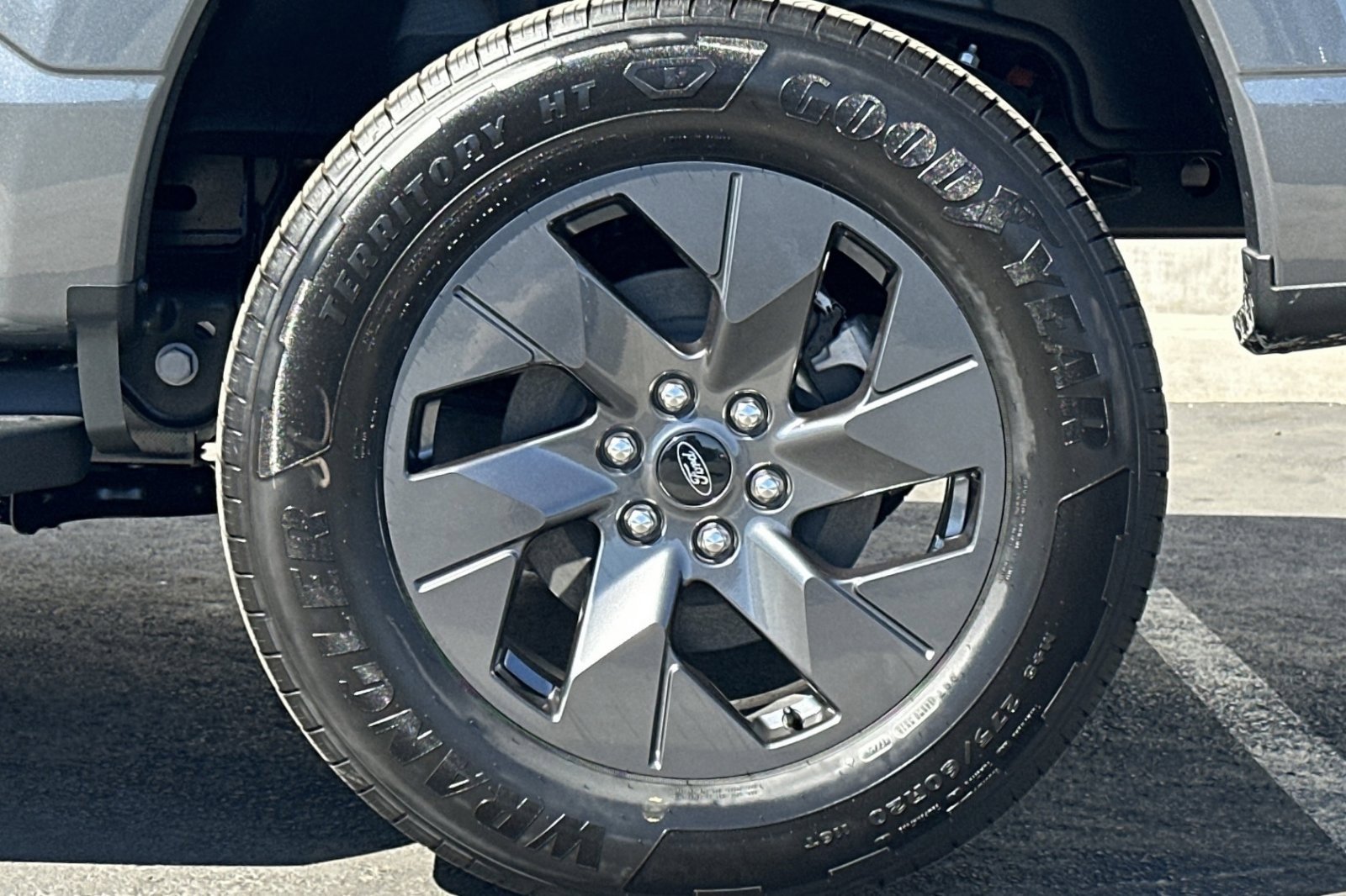 New 2025 Ford F150 Lightning Lariat image 24