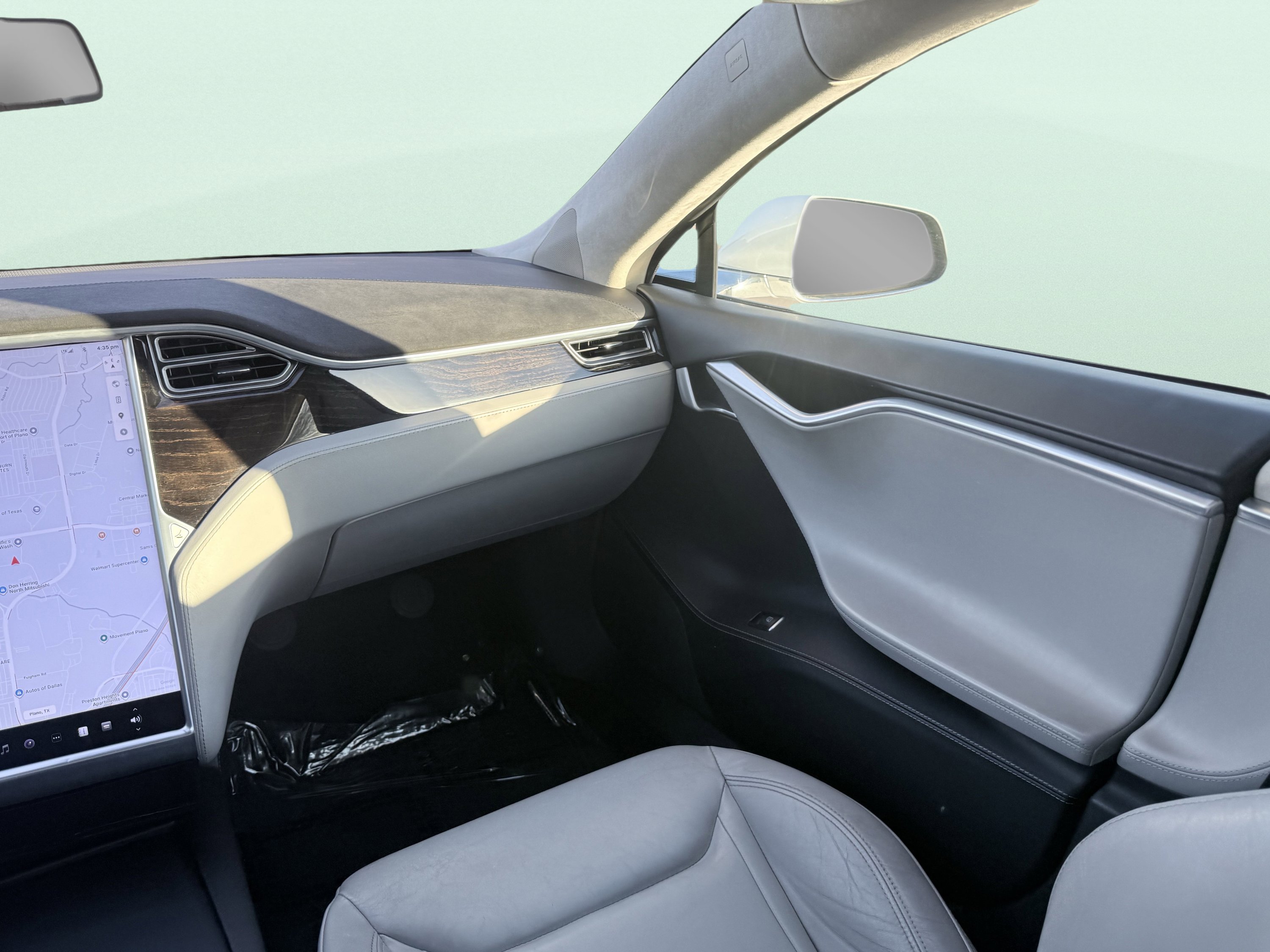 Used 2016 Tesla Model S 60 image 36