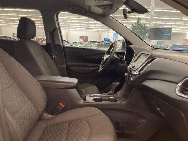 Used 2019 Chevrolet Equinox LT FWD image 16