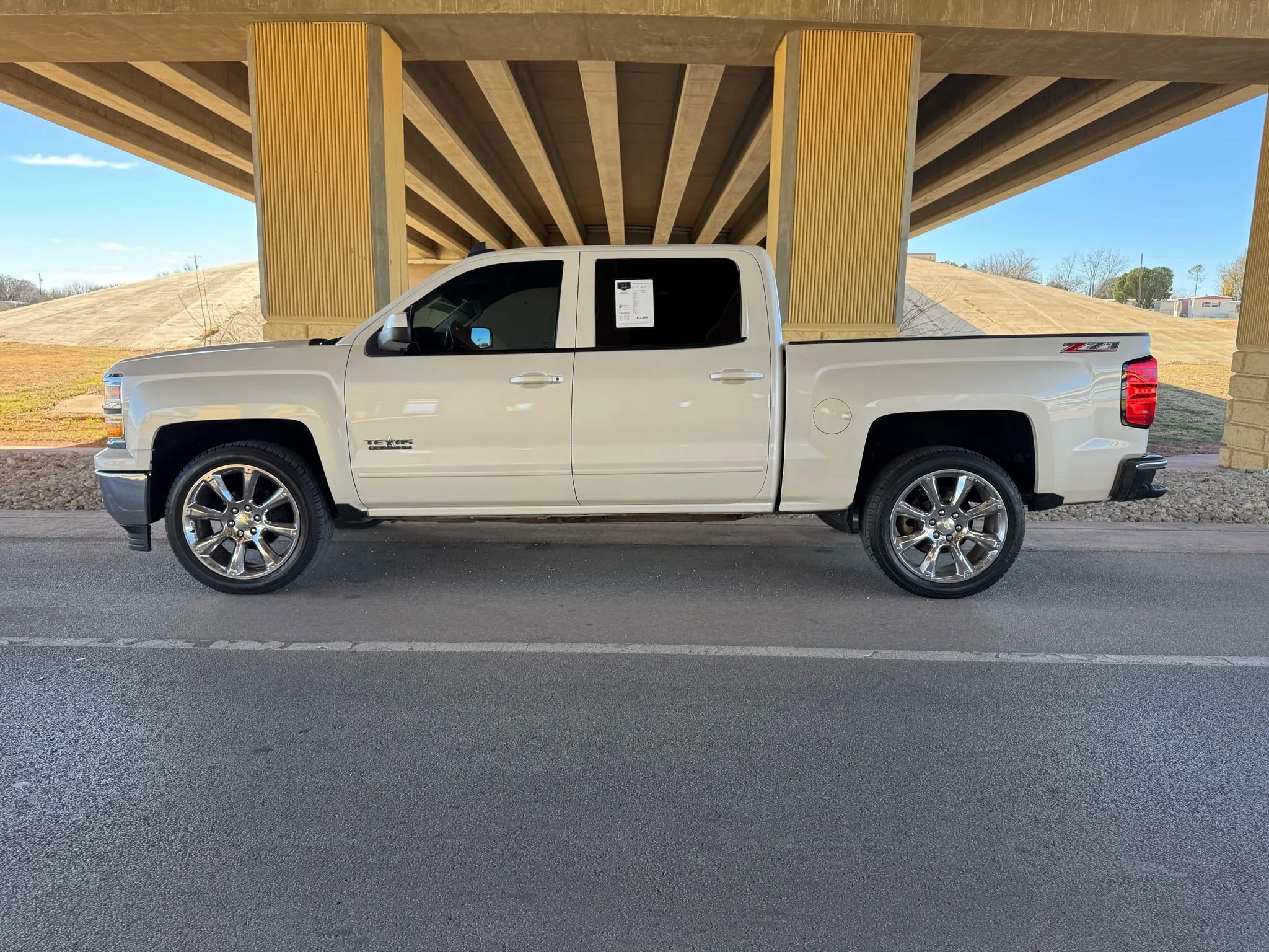 Used 2015 Chevrolet Silverado 1500 LT w/ Texas Edition, 1LT Trim image 6
