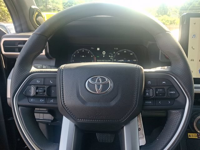 Used 2025 Toyota 4Runner TRD Off-Road Premium AWD/4WD image 20