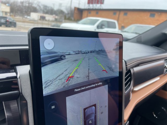 Certified 2022 Ford Expedition Platinum image 16