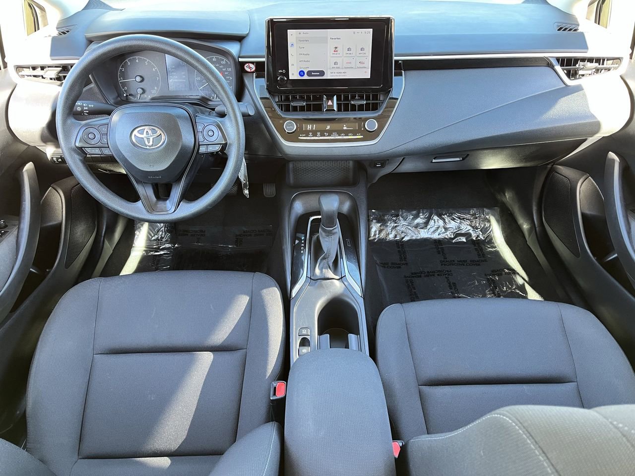 Used 2024 Toyota Corolla LE image 9