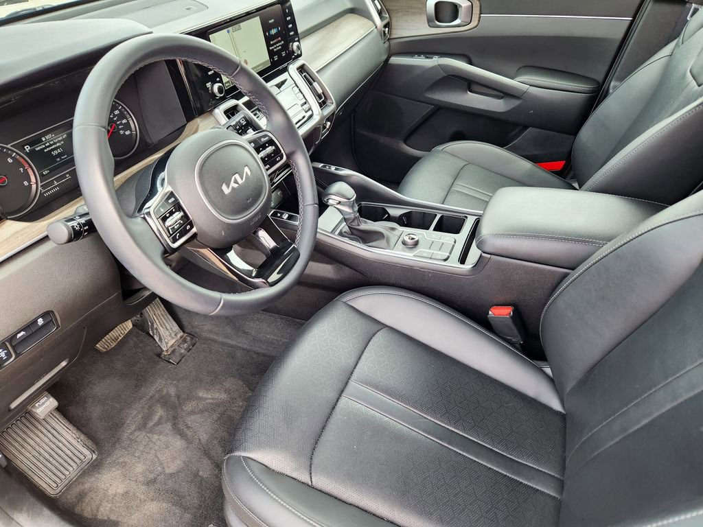 Certified 2022 Kia Sorento S w/ Panoramic Sunroof Package image 7
