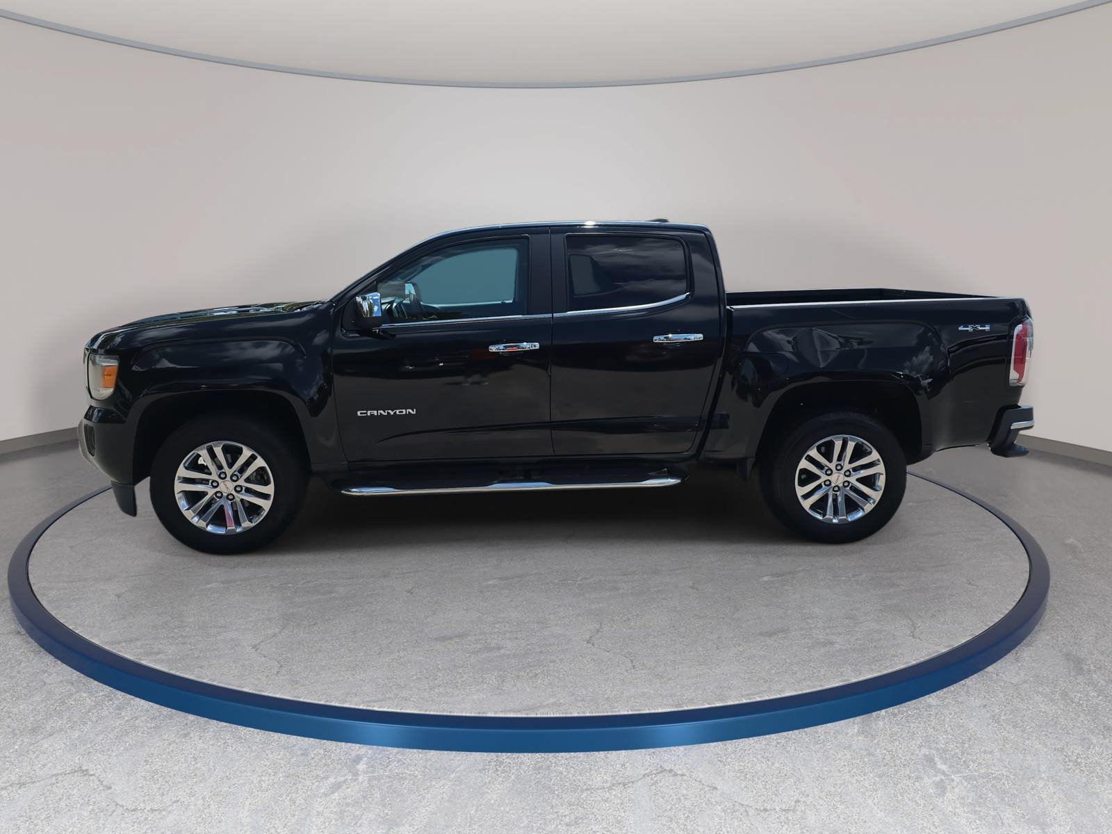 Used 2015 GMC Canyon SLT w/ Driver Alert Package AWD/4WD image 8