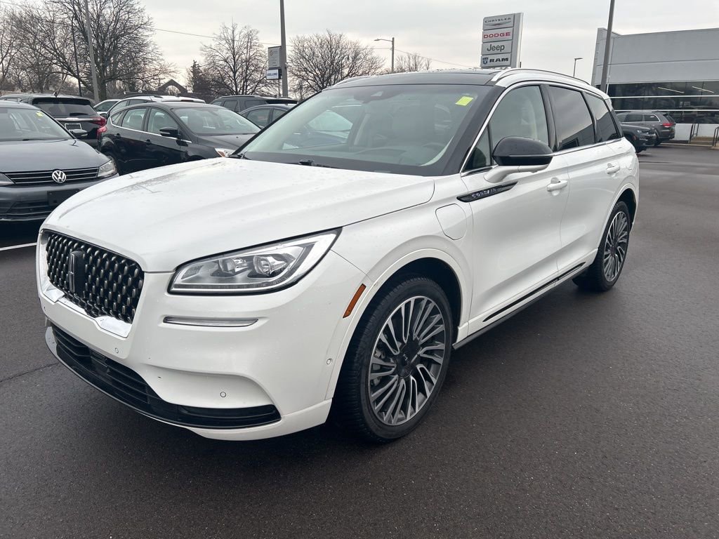 Used 2022 Lincoln Corsair Grand Touring w/ Elements Technology Bundle image 1