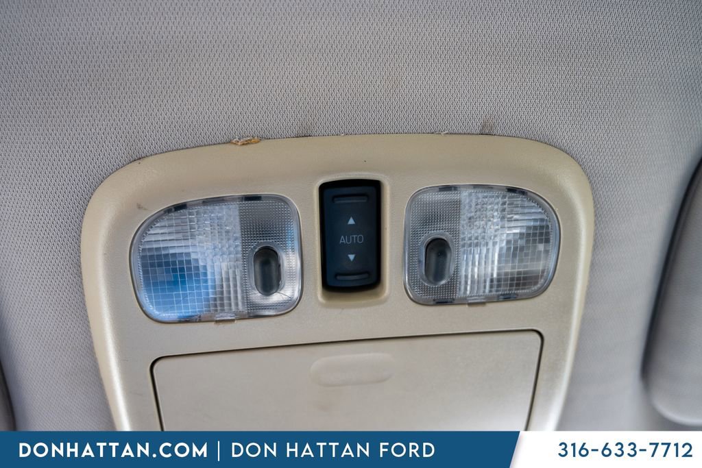 Used 2011 Ford Fusion SEL w/ 302A Rapid Spec Order Code FWD image 16