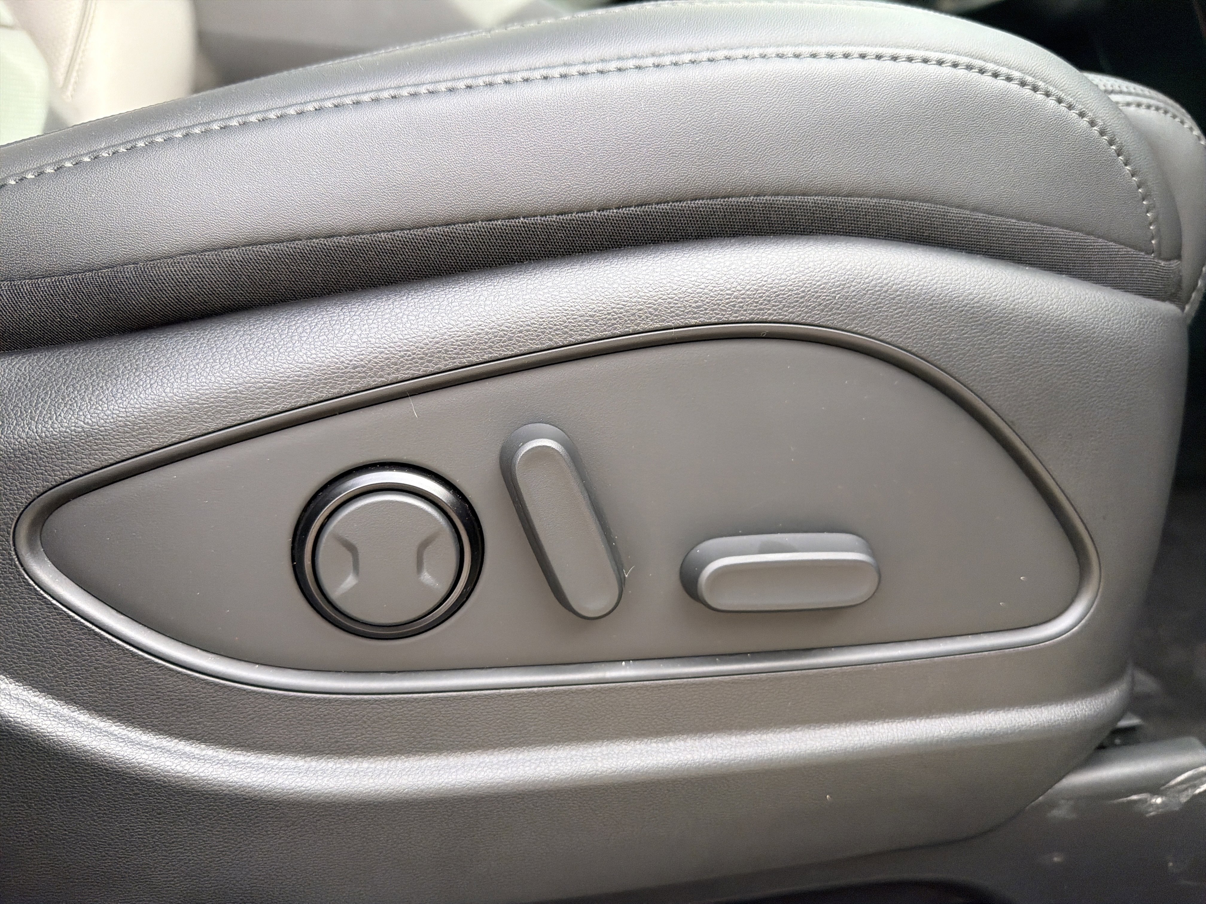 Certified 2026 Hyundai Palisade XRT Pro image 23