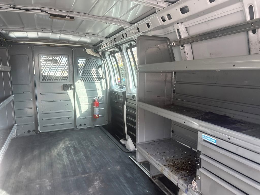 Used 2021 GMC Savana 2500 Extended w/ Driver Convenience Package image 28