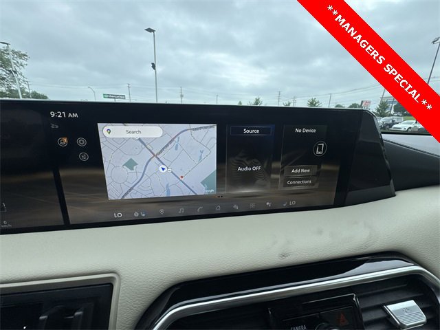 New 2025 Nissan Armada Platinum Reserve image 16