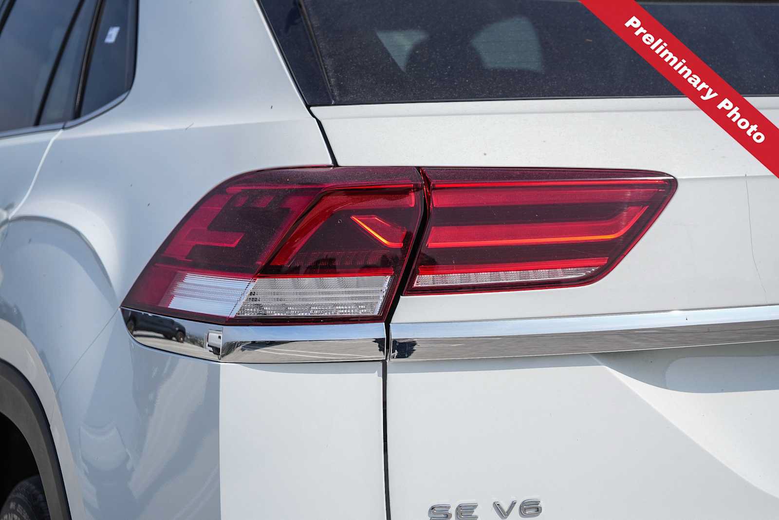Used 2020 Volkswagen Atlas Cross Sport SE w/ Towing Package AWD/4WD image 9