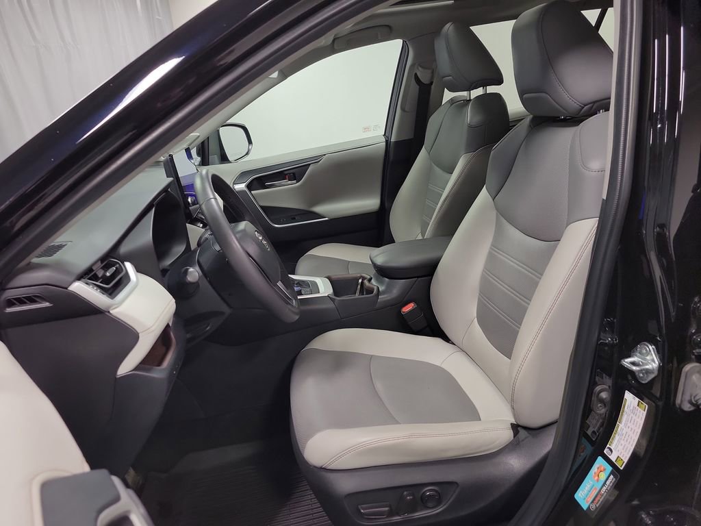 Used 2023 Toyota RAV4 Limited w/ Limited Grade Weather Package AWD/4WD image 13