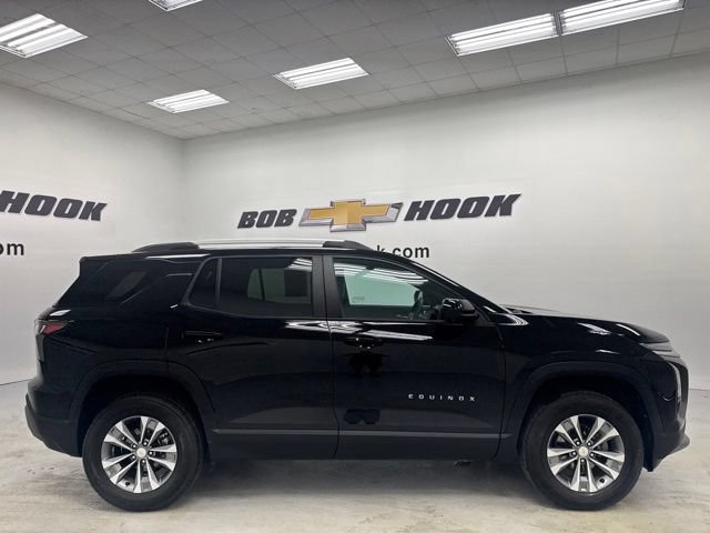 Used 2025 Chevrolet Equinox LT w/ Convenience Package II FWD image 4