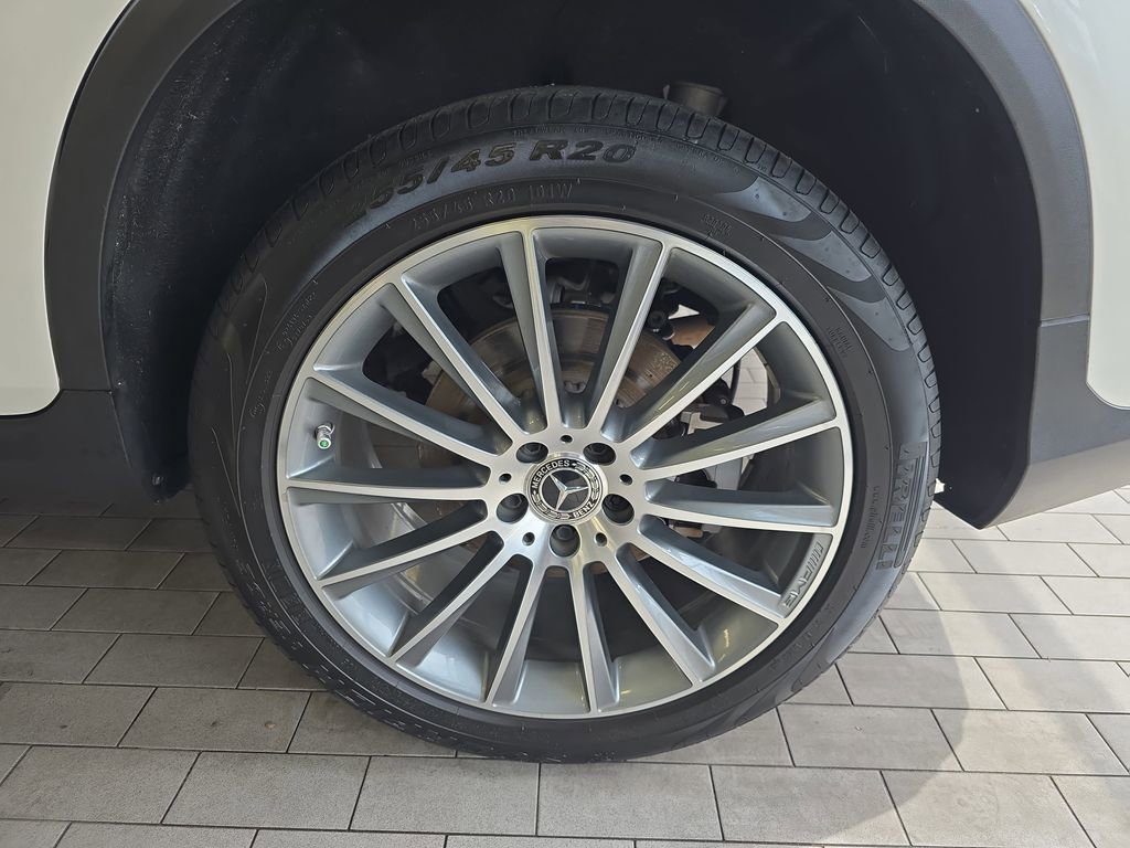 Certified 2022 Mercedes-Benz GLC 300 image 36